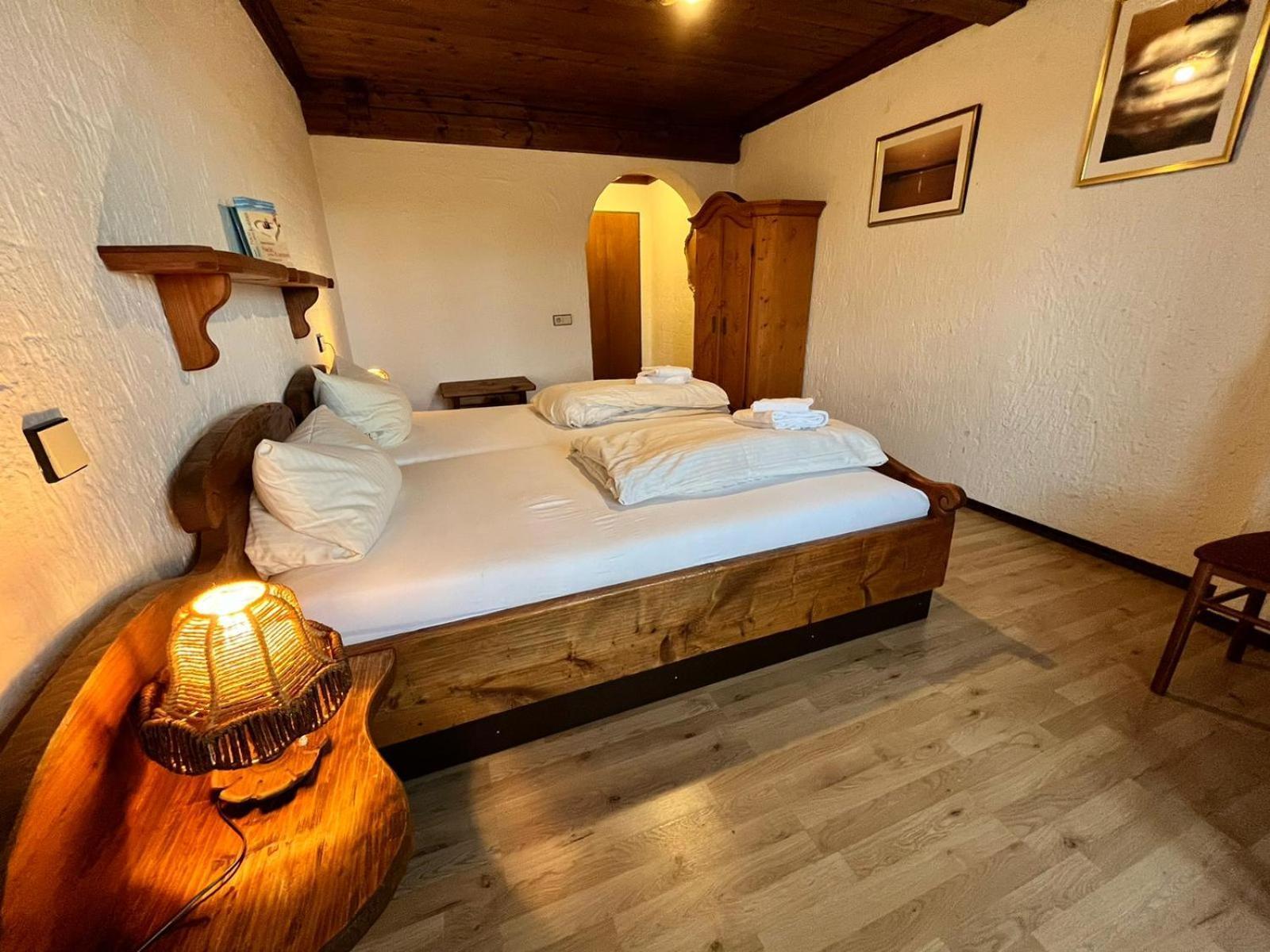 Hotel Negele Hohenfurch Ngoại thất bức ảnh