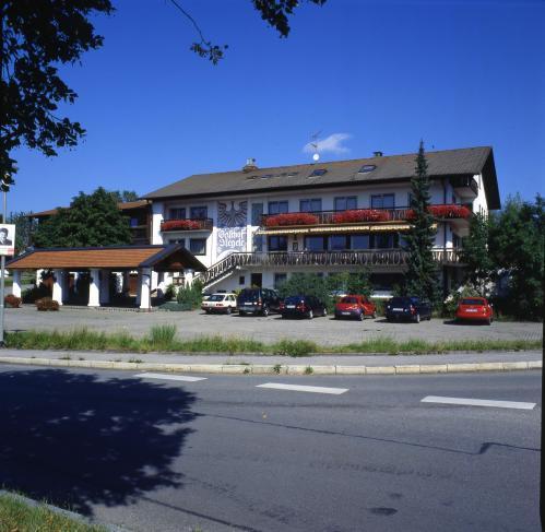 Hotel Negele Hohenfurch Ngoại thất bức ảnh