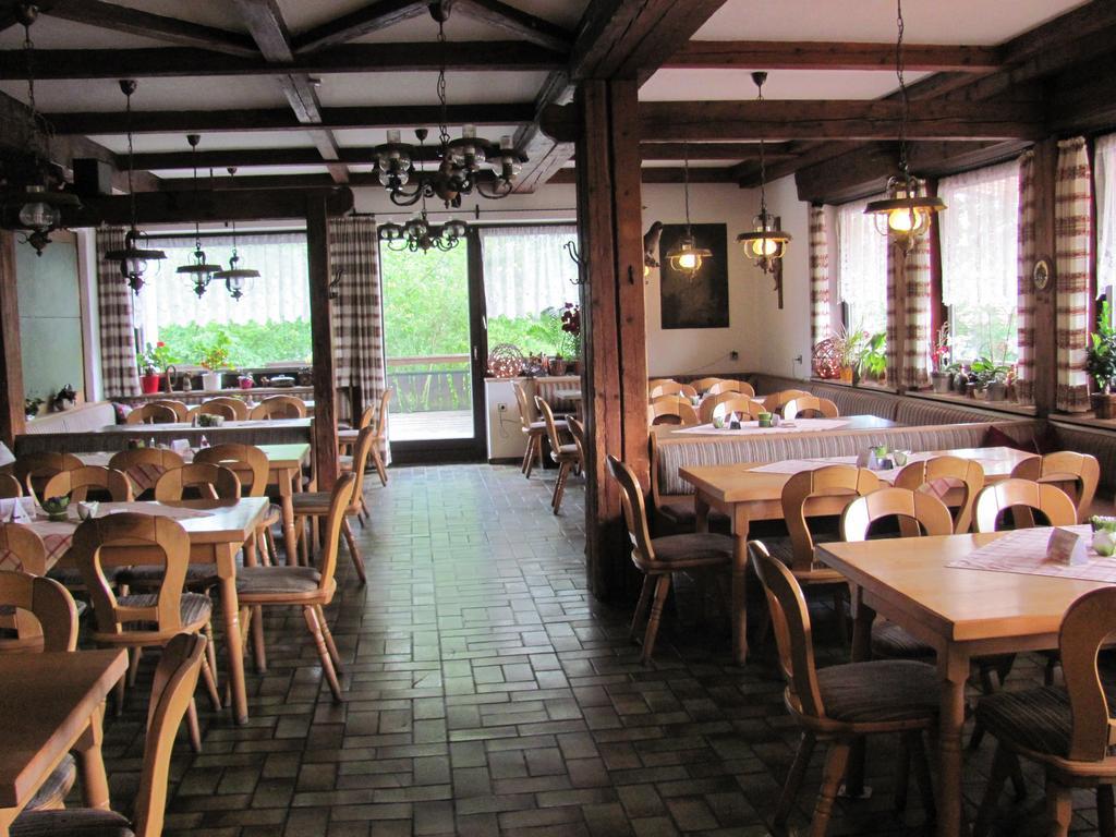 Hotel Negele Hohenfurch Ngoại thất bức ảnh