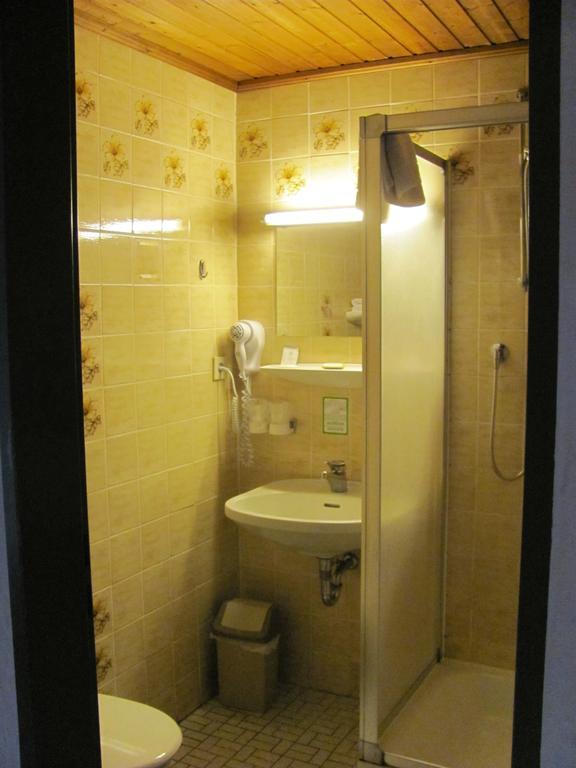 Hotel Negele Hohenfurch Ngoại thất bức ảnh